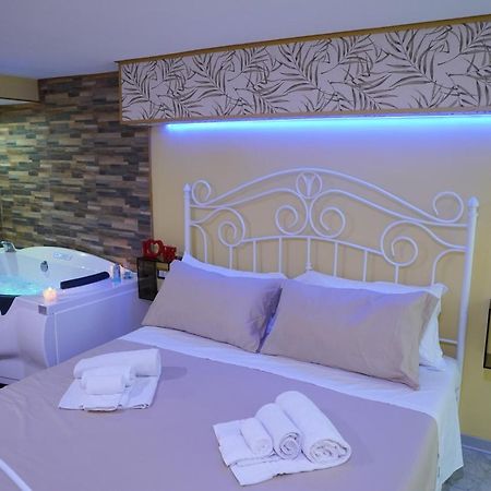 Corte Manzoni Independent Suite 卡塔尼亚 外观 照片